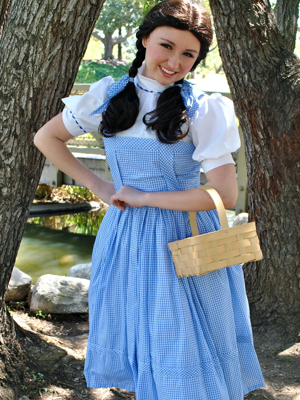 Dorothy Gale party character in San Diego